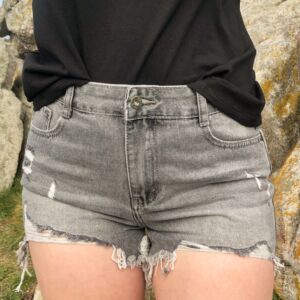 Short jean gris